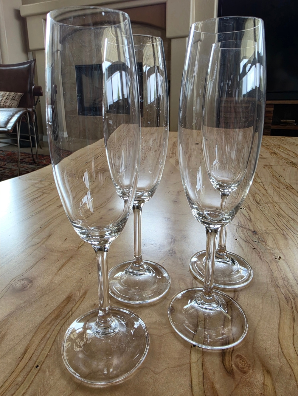 Clear Champagne Flutes - Set of 4 EUC No Chips or Cracks